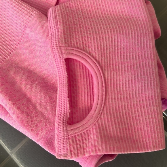 PINK Active Victorias Secret Hot Pink Cropped Long Sleeve - Picture 6 of 6